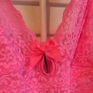 Neon pink Victoria’s Secret stretch lace slip